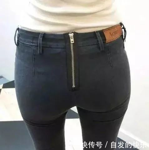 |搞笑GIF：这就是你经常和我提起的未过门的儿媳妇？