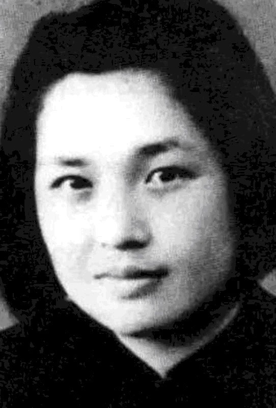 她是傅作义的女儿,也是和平解放北平的最