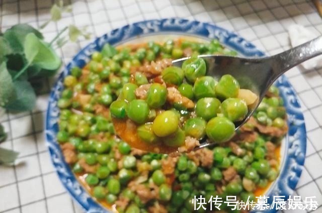 晚餐|我家晚餐,3菜1汤,家人都喜欢,网友却说最后一个怎么吃