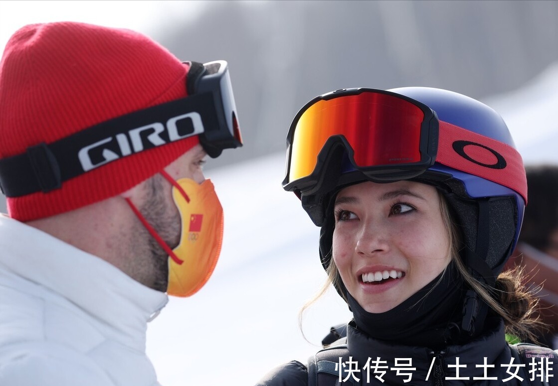 中国女排|谷爱凌和朱婷,二人相比较!有什么相同,又有什么不同