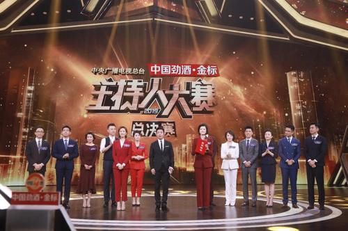 主持人大賽選手尹頌簽約央視，賽道亞軍王嘉寧簽約只是時間問題