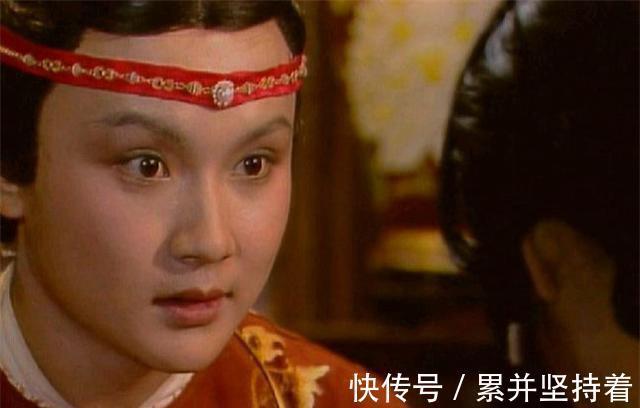 史湘云#红楼梦:难怪史湘云亲近宝钗、抵触黛玉,看她心里藏着什么秘密?