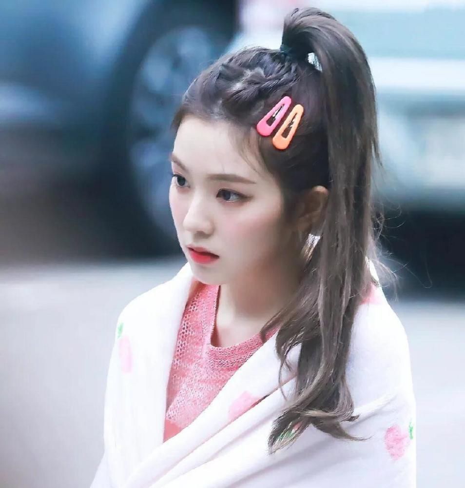 羊毛卷|众多发型中,你更喜欢那一个?最美不过高马尾,最甜不过低马尾