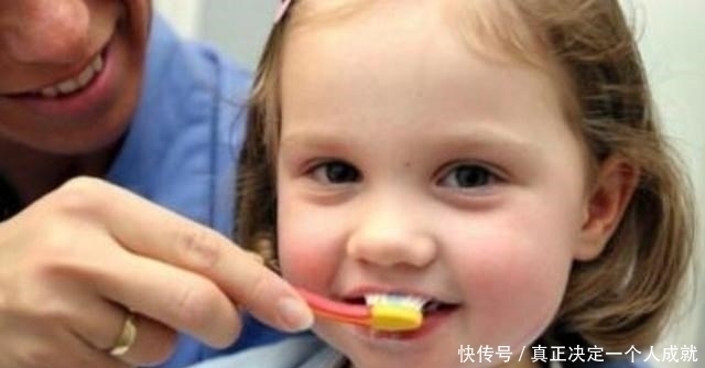 刷牙|儿童换牙顺序图:孩子几岁换?怎么换?一文说清