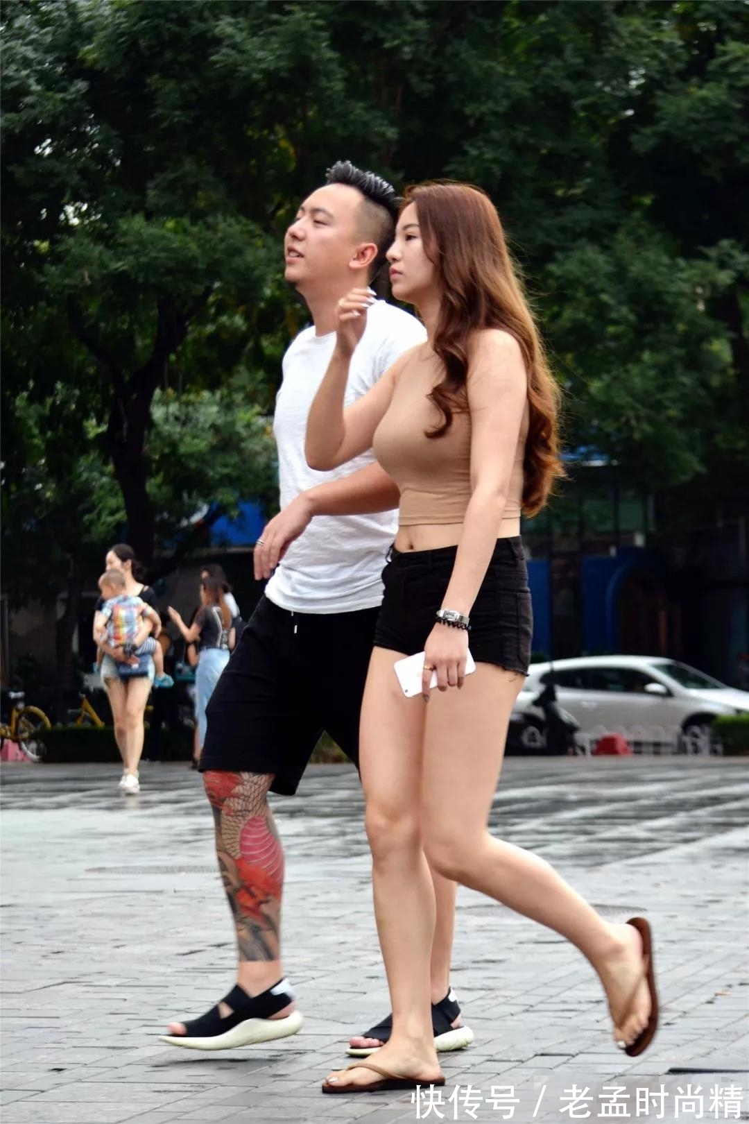 穿搭|街拍路人,简朴而不俗气的穿搭参考,时尚百搭不挑人