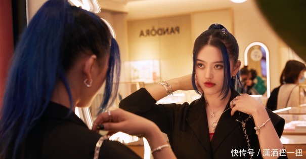 #每个瞬间都值得纪念# Pandora（潘多拉珠宝）愿你的故事 如你所链