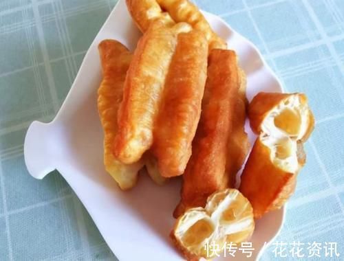 炸油条|炸油条还是传统方法好，记住3点窍门，外酥里暄鼓大泡，放凉也不硬