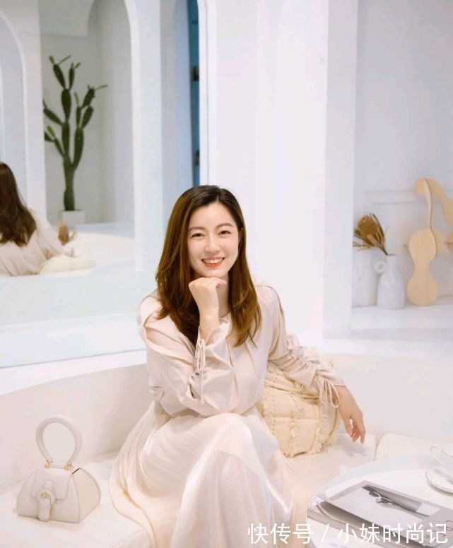 搭配|把简约的衬衫穿对了,不仅精致减龄,还会呈现优雅的气质