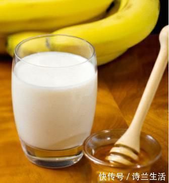 癌细胞|失眠的人晚上要喝牛奶骗了大家30多年,什么数羊、喝蜂蜜都是胡扯