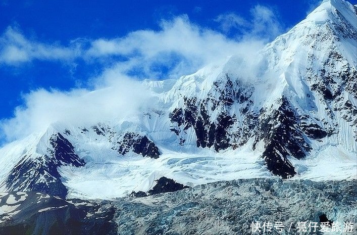 米堆冰川--中国最美的冰川之一