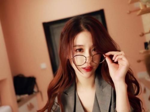 女神落幕！轩子巨2兔正式退网不再营业，腐团儿已无对手？