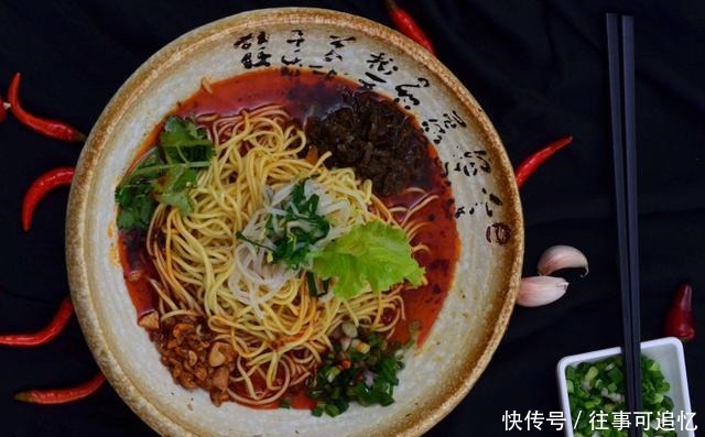  这4碗面，在当地很正宗，到外地就变了初衷，网友怪不得别人！