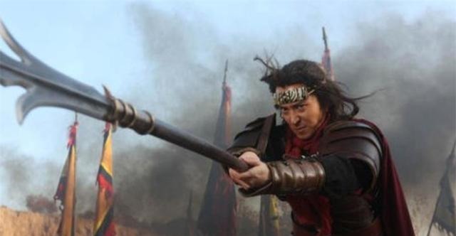 豹子头|方腊麾下第一猛将,连斩13名梁山好汉,武艺不输豹子头林冲