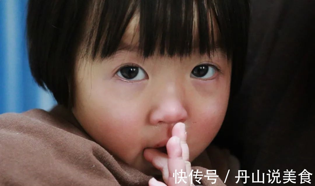 治疗费|漂亮女童身怀“特异功能”,没有痛觉,不会出汗,爸妈却因她流泪