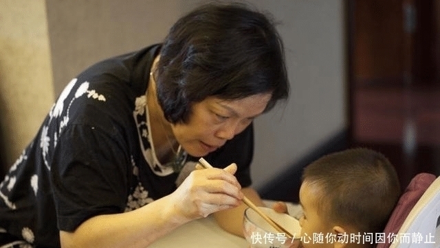 萱萱|12岁女孩骨骺线闭合,身高停在1米5!医生:都怪奶奶“这碗汤”