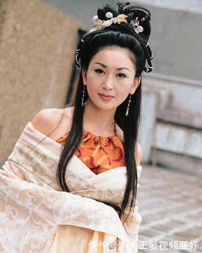 聊斋志异$为什么聊斋志异里的狐狸精,总是喜欢一贫如洗屡试不中的书生