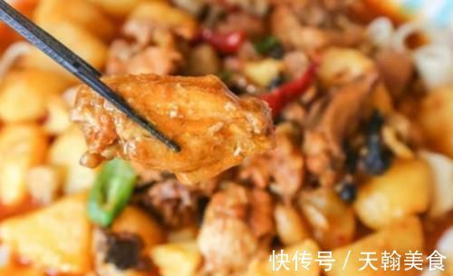 炖鸡肉时,焯水就错了,牢记4个步骤,保证软嫩鲜香,不柴也不腥