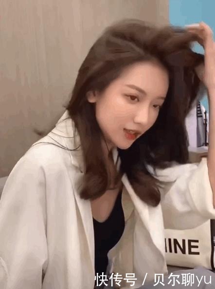 tips|女生最显老的2款发型,求求你别再留了!