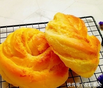 #带着零食去旅行!#波兰种——南瓜芝士包