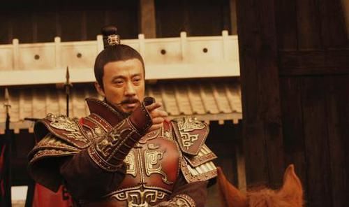 吕布|刘备虽劝曹操杀吕布，可最终还是此人推波助澜，否则吕布不会死