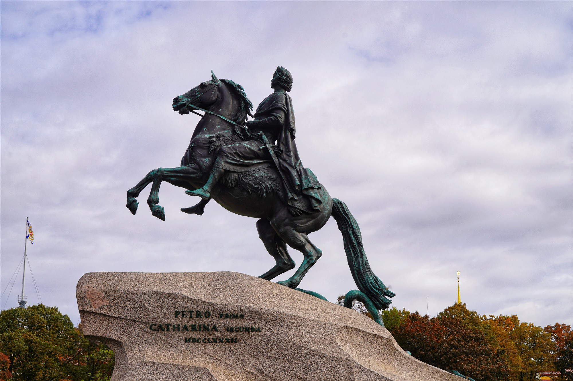 俄罗斯|俄罗斯最著名的10座巨型雕塑,每一座都沾满了血和泪
