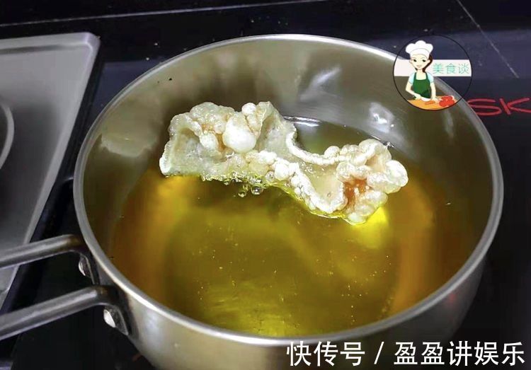 卤猪皮|猪皮别扔掉,学会此做法,一次做10斤存冰箱,随吃随取,好吃省事
