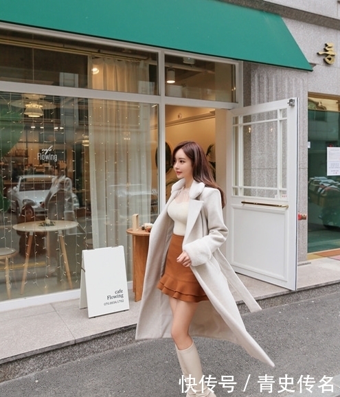 性感女神孙允珠清纯花仙晓蝉薄翼百合束袖裙凸显修长美腿