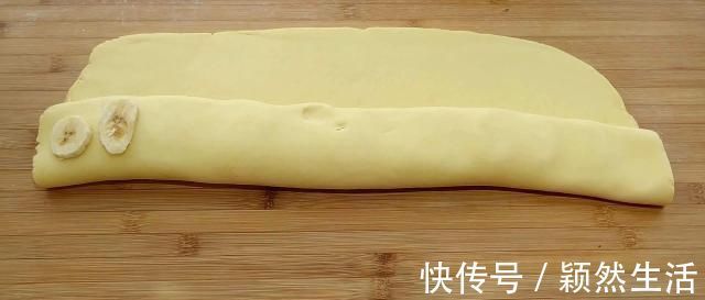 解馋|玉米面最解馋的吃法,不加一滴水,蓬松暄软,好吃到停不下来