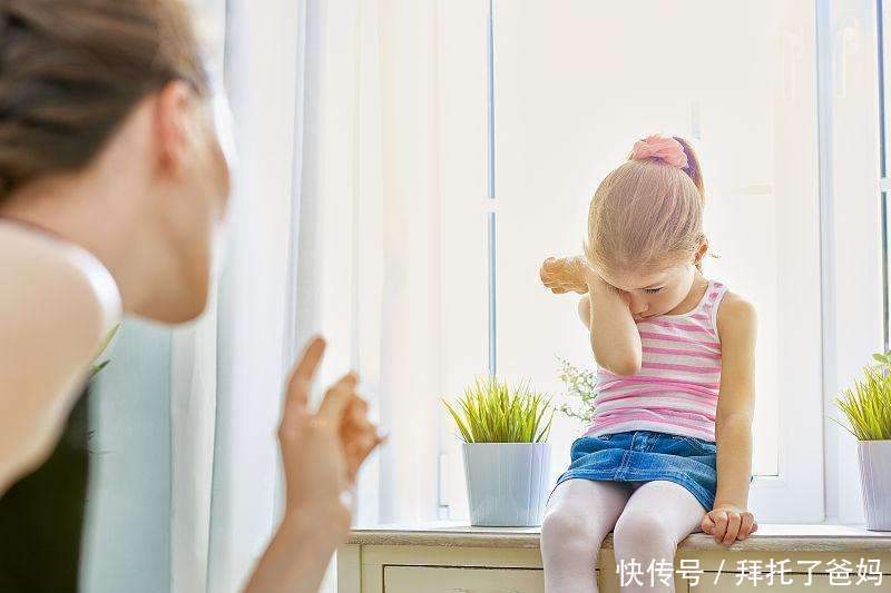 孩子任性，爸爸一巴掌毁了整个家庭，任性的背后教育需要底线