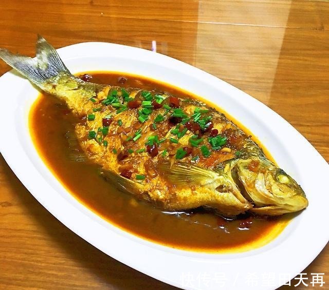 有哪些“比肉还好吃”的素菜两道经典素菜推荐给您!