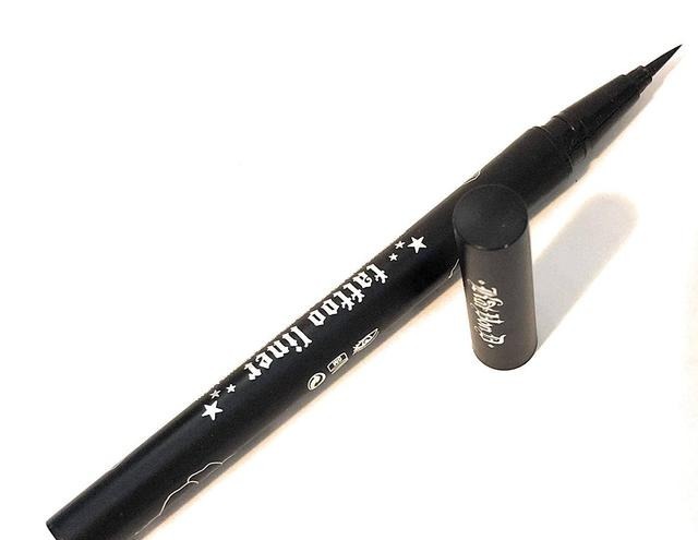 c眼线画对,眼睛放大2倍!营造简洁不浮夸低妆感