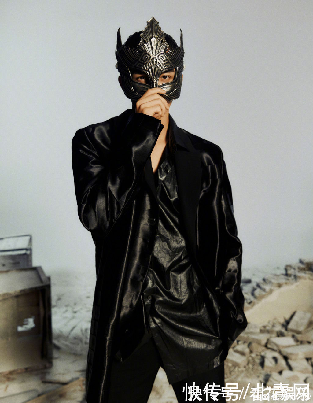 阿隼|吴磊现代潮装搭配阿隼面具 道别《长歌行》：江湖再见