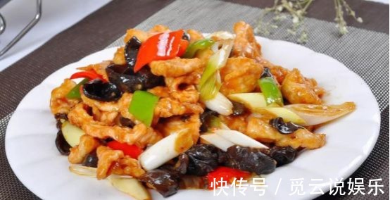 色泽诱人鲜亮的美食，简单美味，做法简单，大家快来试试吧