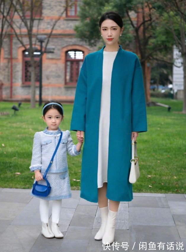 单品 被35岁博主的“母女装”圈粉,妈妈时髦女儿可爱,搭配思路可照搬