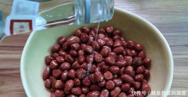 便秘|花生米和它一起吃，每天坚持吃，排除黑臭宿便，口臭便秘悄悄没！