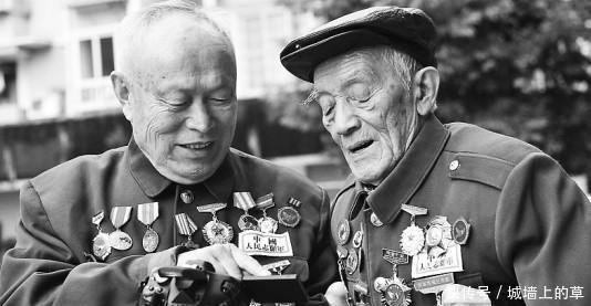 隐姓埋名|特等功臣隐姓埋名33年,被部队找到后,惊动两国元首!