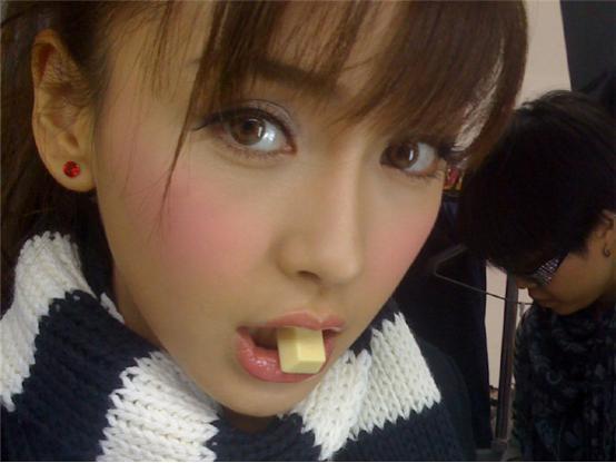 牙齿|凸嘴型女生的修养,从化妆到日常生活的改变,培养气质美