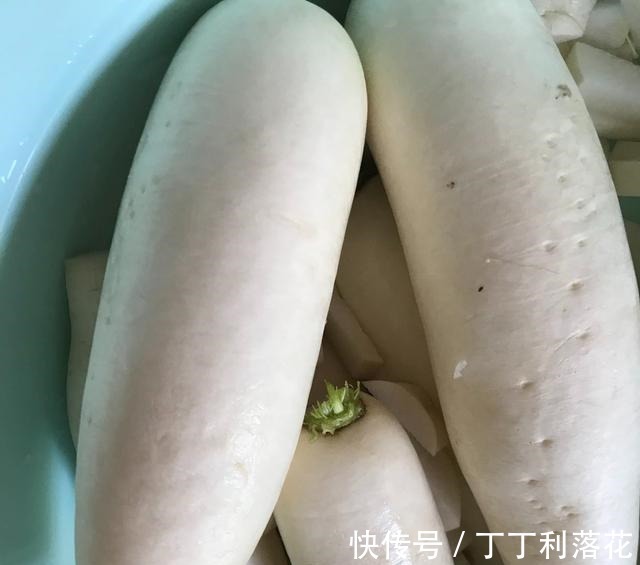 这几种蔬菜晒干后,比新鲜的还好吃,干净卫生也不贵炖肉吃很香!