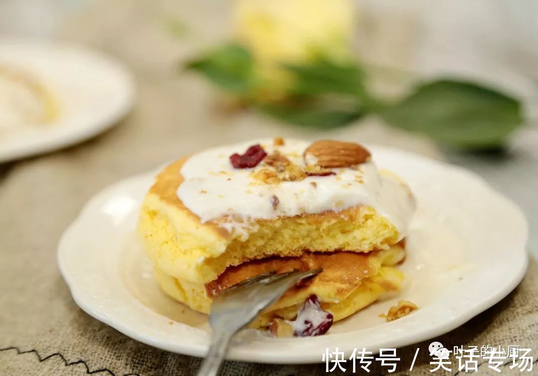 没有烤箱怎么做蛋糕4种方法电饭煲、微波炉、平底锅和蒸蛋糕