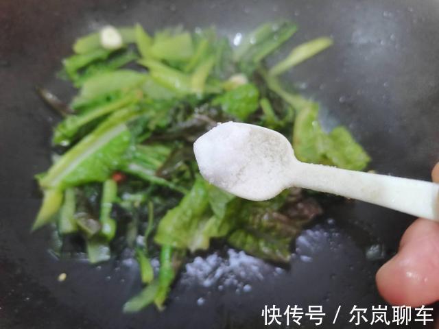 夏天|夏天，土豆南瓜靠边站，这食材正当季，别当垃圾丢掉，不懂可惜了