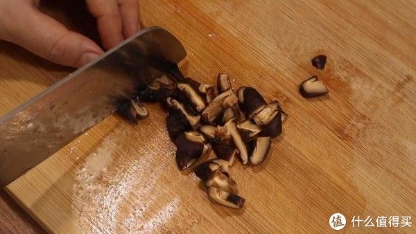 电饭煲|电饭煲番茄焖饭，简简单单
