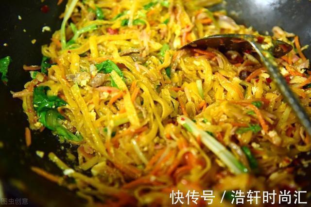 粉条不管怎么炒,掌握4个小技巧,根根顺滑,不粘锅不成坨还入味