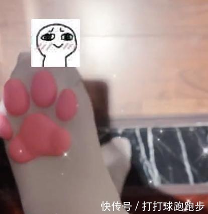 扛把子|蔡萝莉带火一款“长筒袜”，看清前脚掌设计，难怪是萝莉界扛把子