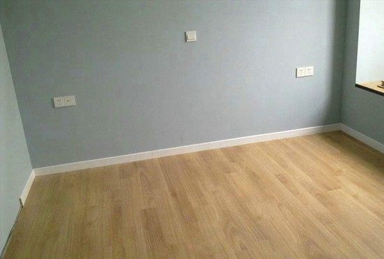 墙板|嫌踢脚线太难看,能不装吗?师傅说暗贴踢脚线才是最棒的