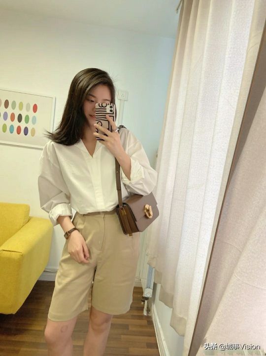 休闲|休闲职场充满能量的白衬衣应该怎么搭?设计划规师分享干货