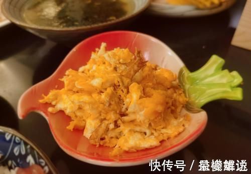 晒和儿子的日常晚餐，神评论：就看上你那碗米饭了！