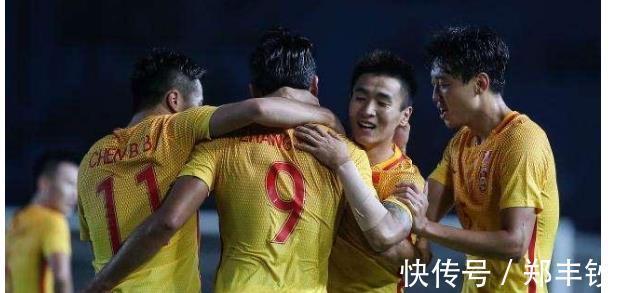李霄鹏|1-0!国足大战沙特,李霄鹏自信小鬼能当家,首发巨变,央视直播