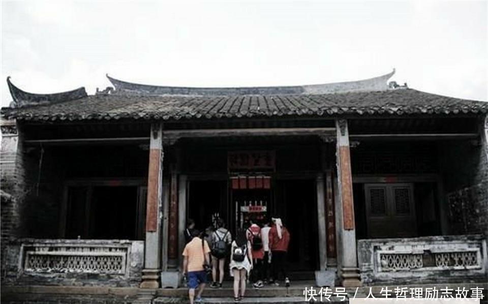 镇宅|中国深山里的一座古宅,发现三件镇宅宝物,从清朝流传至今!