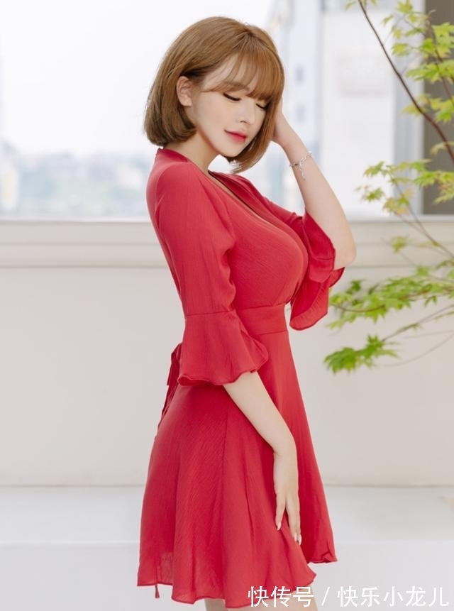 短发|一袭红裙的韩国美女模特,甜甜的短发,傲人的身材,格外性感迷人