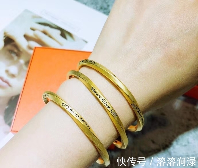 龙凤镯 黄金手镯款式大全，有哪些适合年轻女孩？